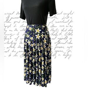 Floral Navy Maxi Skirt with White & Yellow Blooms